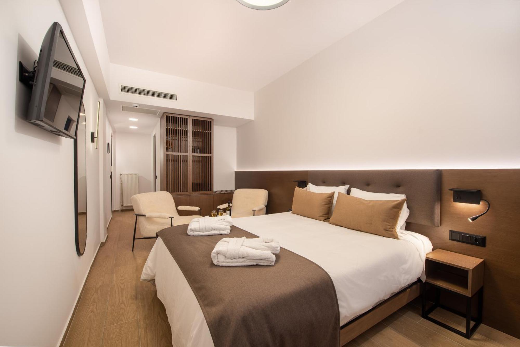 Lesvion Hotel Mytilíni Buitenkant foto
