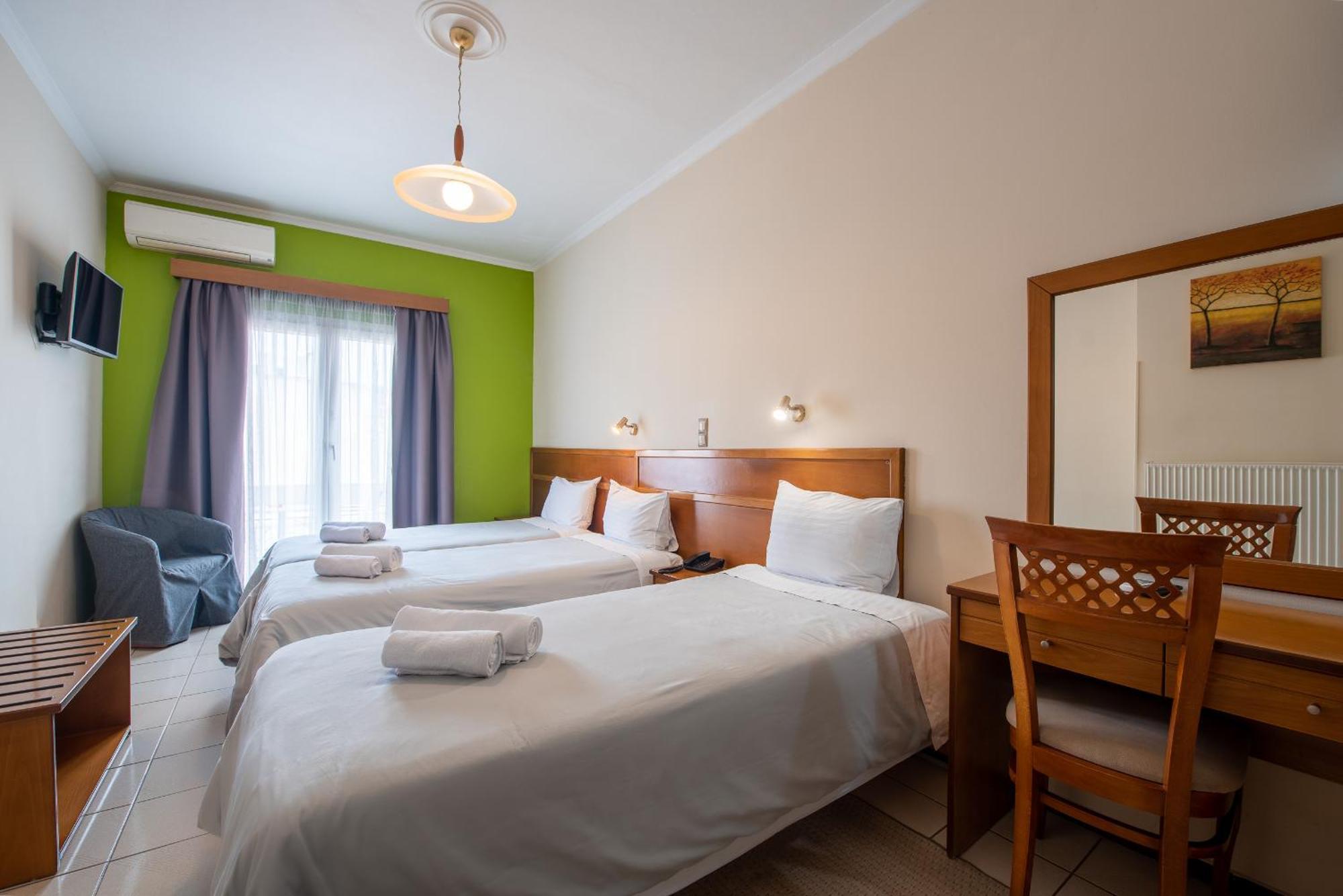Lesvion Hotel Mytilíni Buitenkant foto