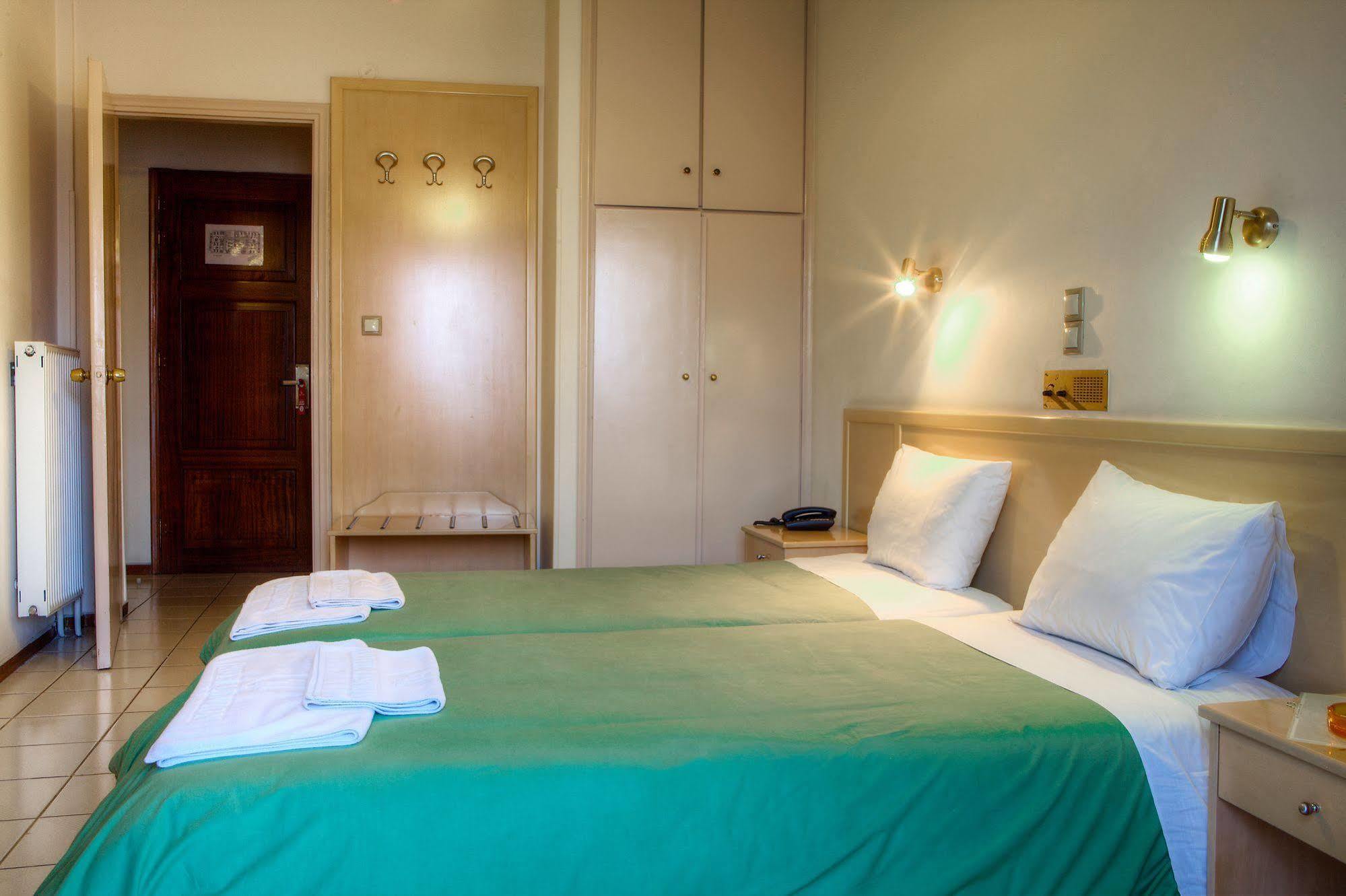 Lesvion Hotel Mytilíni Buitenkant foto